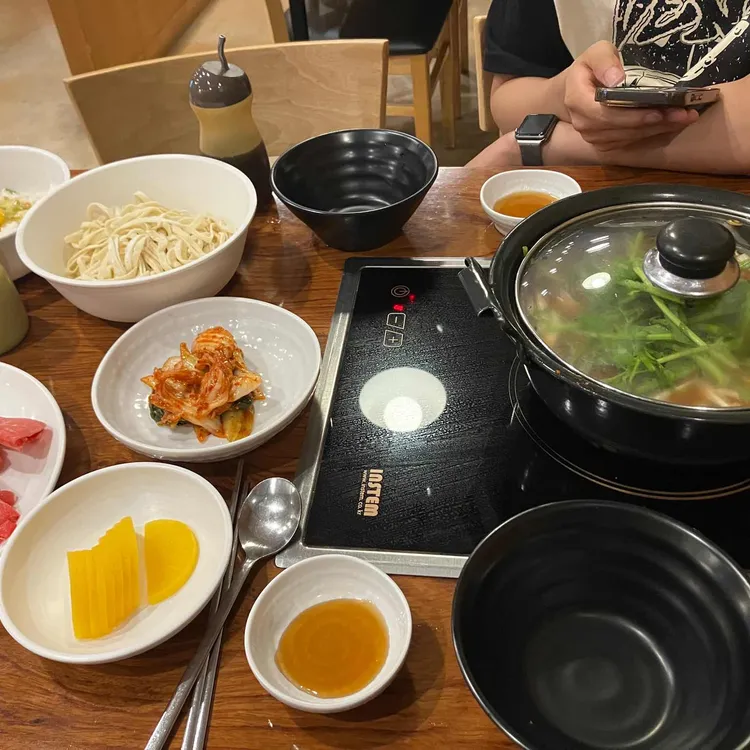등촌샤브칼국수 대표 사진