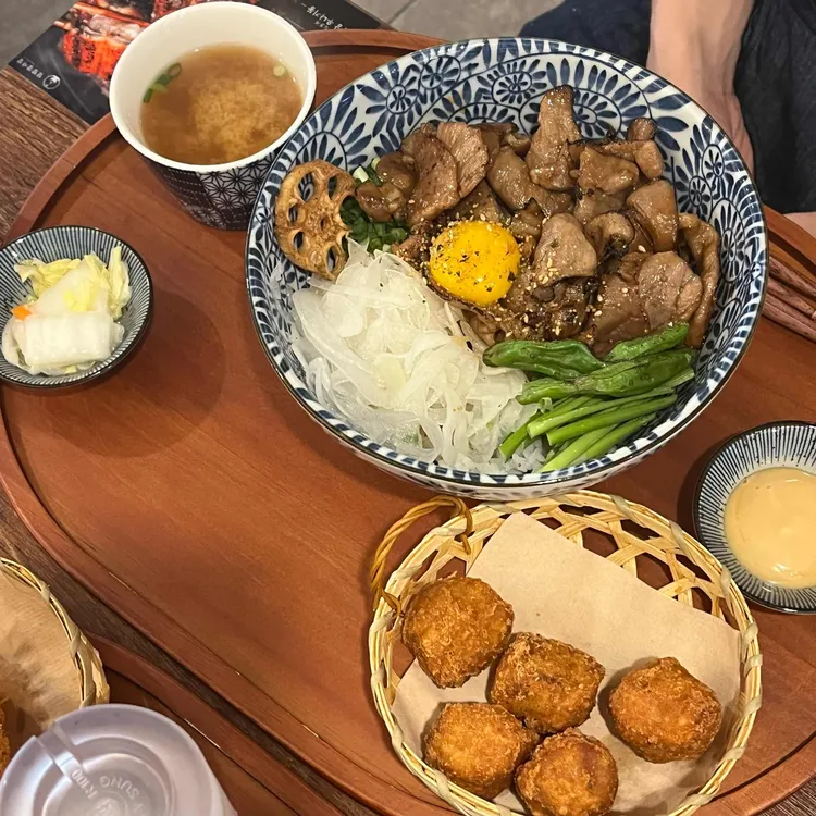 덮밥장사장 대표 사진