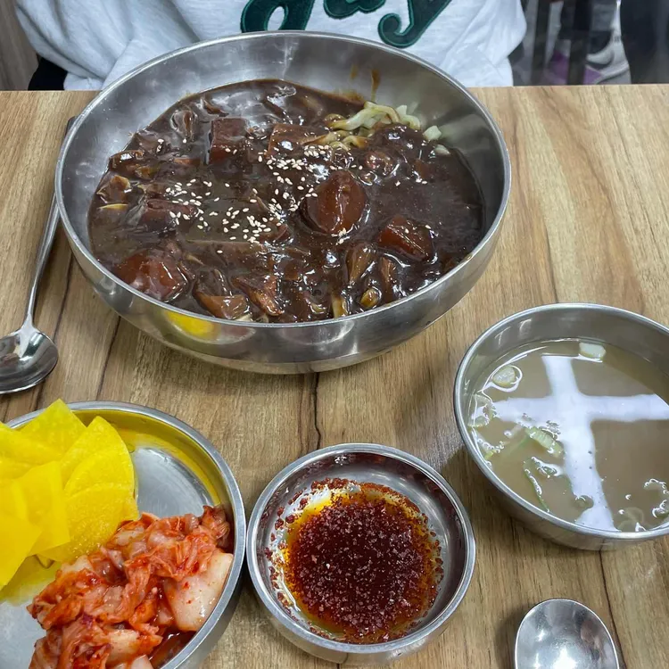대박홍두깨손칼국수 대표 사진