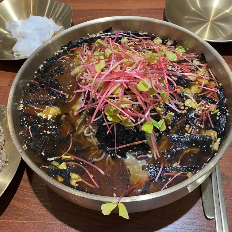 서민 막국수 대표 사진