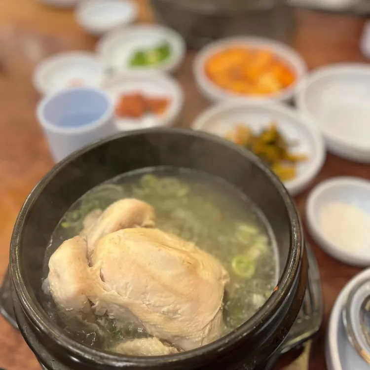 고려조삼계탕 대표 사진