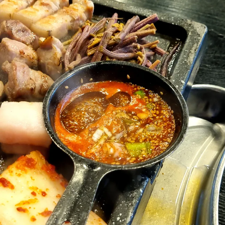 블랙돗 대표 사진