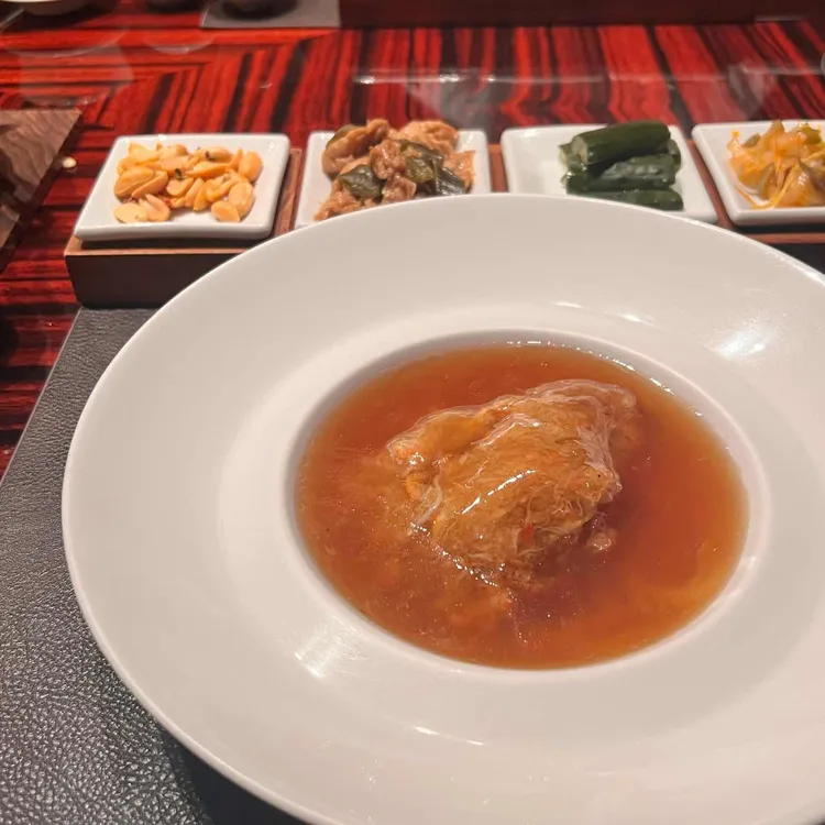 홍연 대표 사진