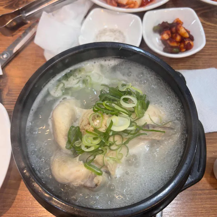 장수삼계탕 대표 사진