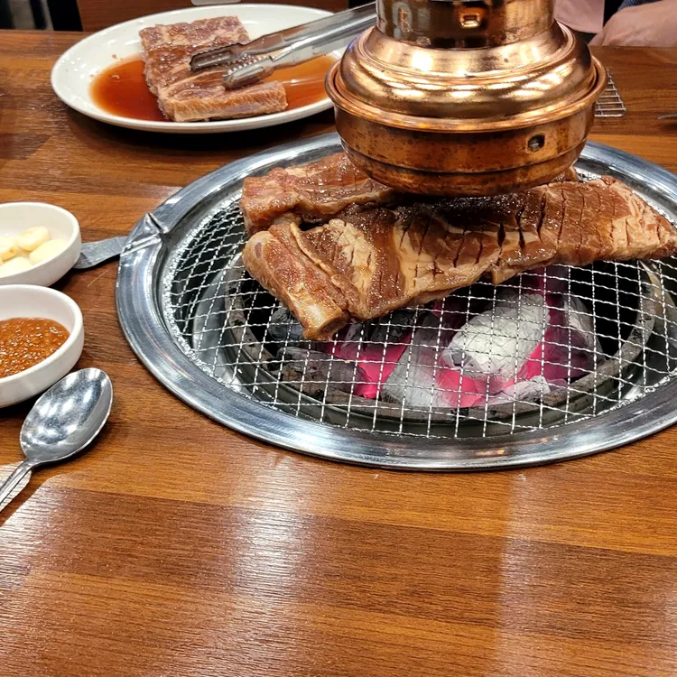 고기어때 대표 사진