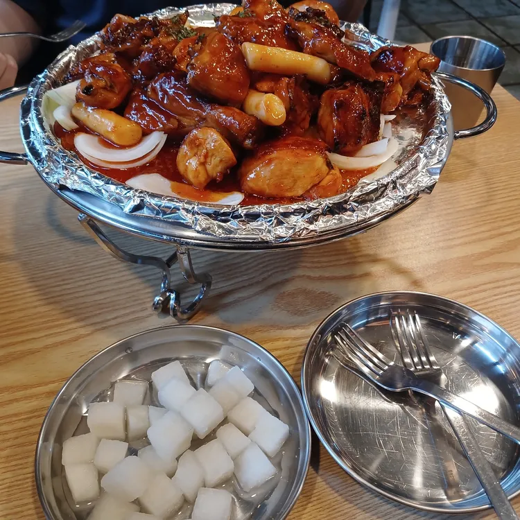 훌랄라참숯치킨 대표 사진