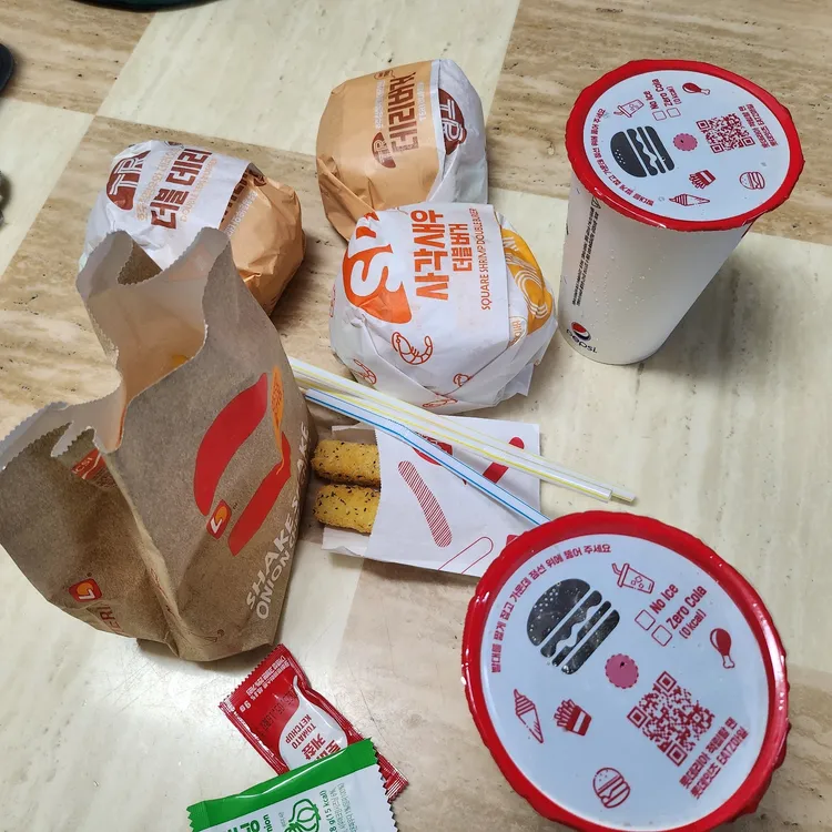 롯데리아 대표 사진