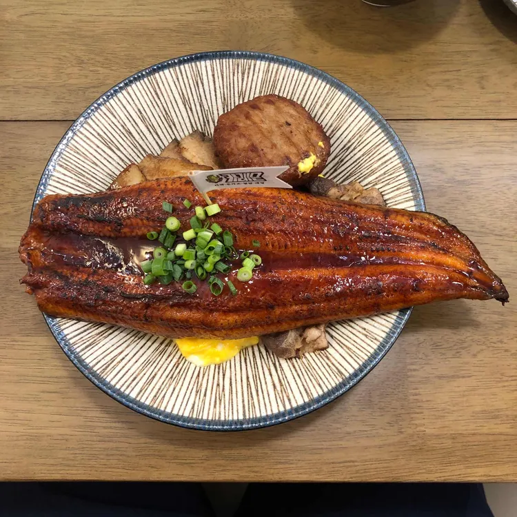 카레온 대표 사진