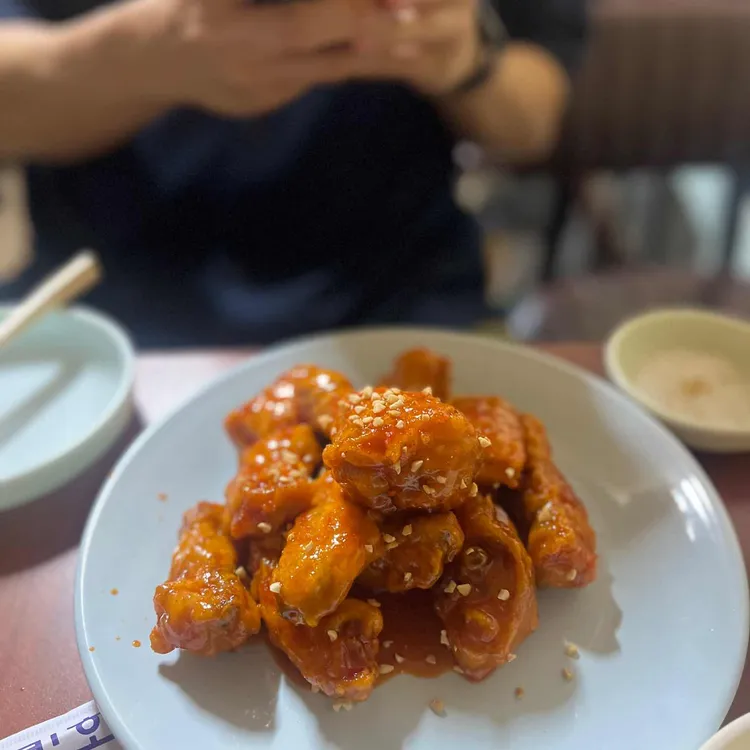 동문치킨 대표 사진