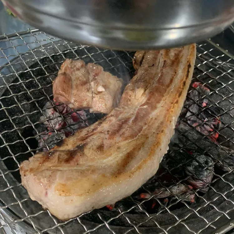 기찻길삼겹살 대표 사진