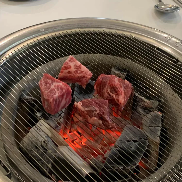 미우 대표 사진