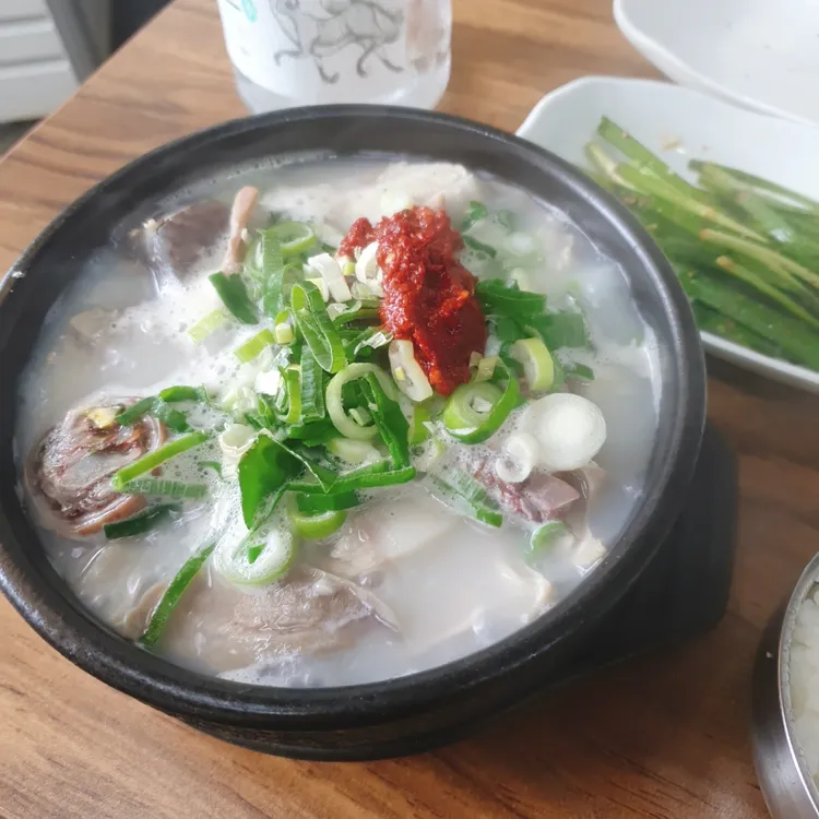 모도리국밥 대표 사진