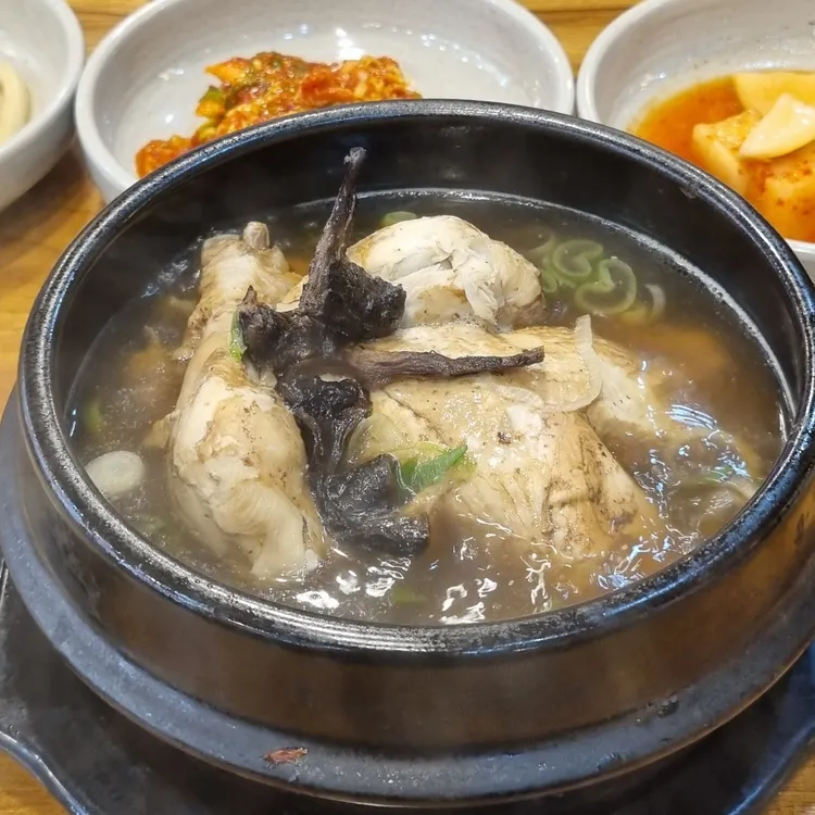 나능이능이버섯백숙 대표 사진