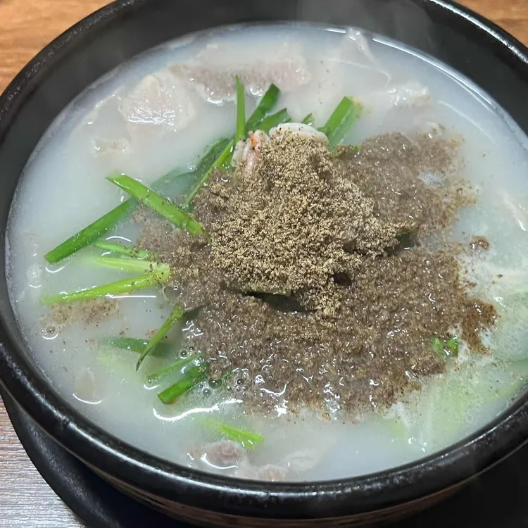 가야돼지국밥 대표 사진