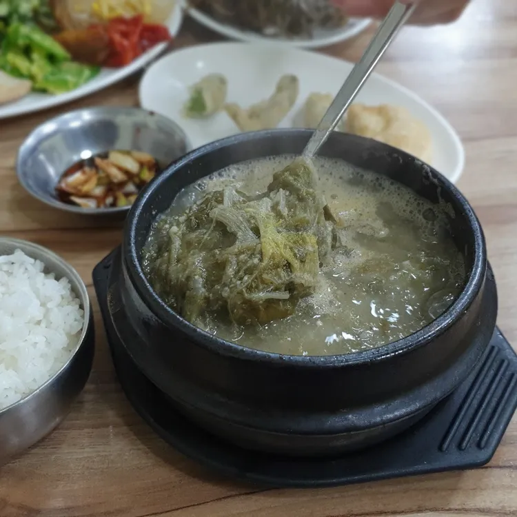밀양식당 대표 사진