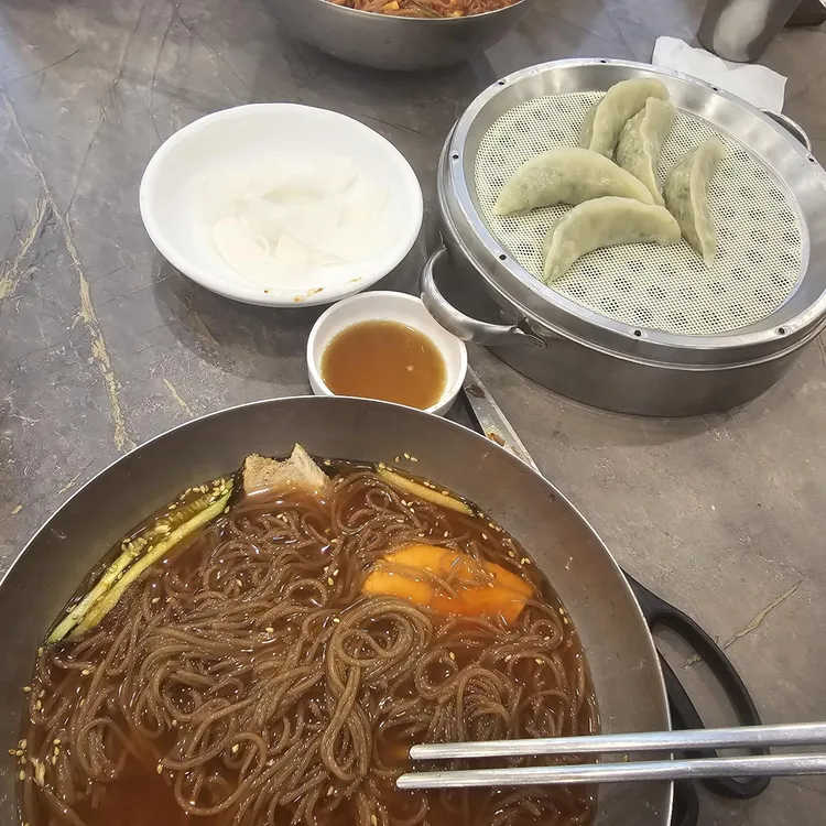 합천돼지국밥 밀면 대표 사진