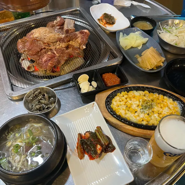 술을부르는고깃집 대표 사진