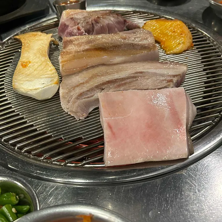 불타는 연탄집 대표 사진