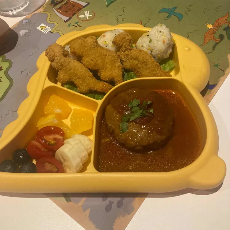 트라이아스 대표 사진