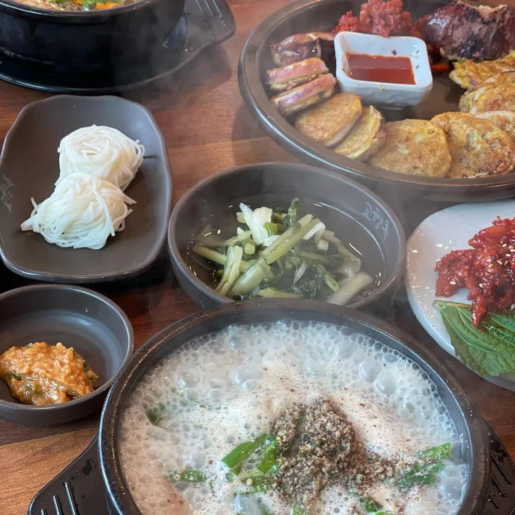 고향옥얼큰순대국 대표 사진