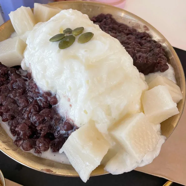 엔제리너스X 윤쉐프 정직한 제빵소 대표 사진