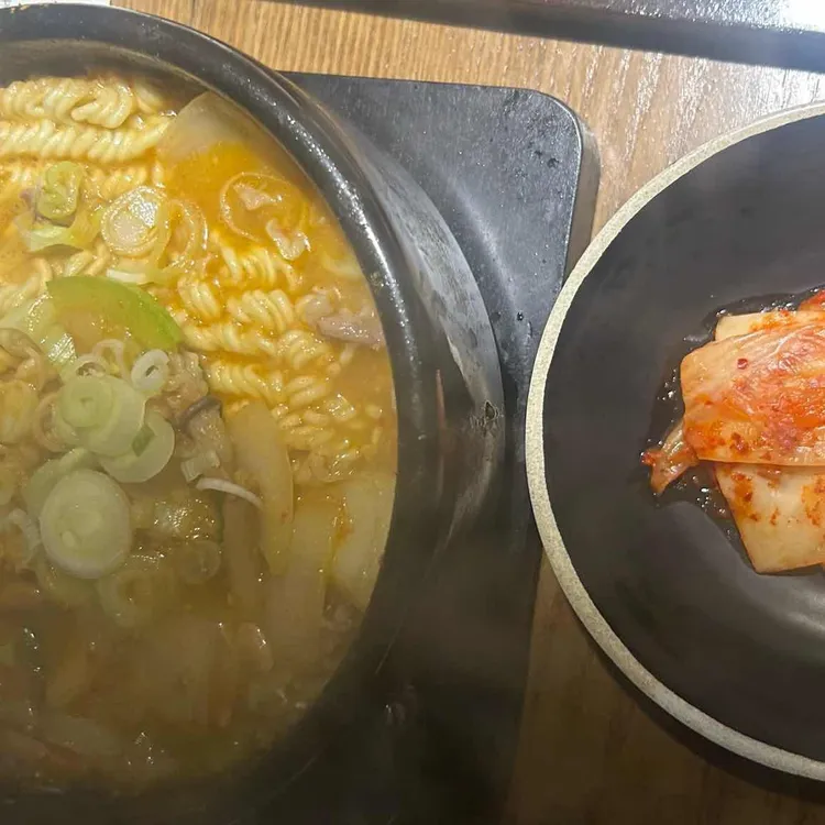 청담고수 대표 사진