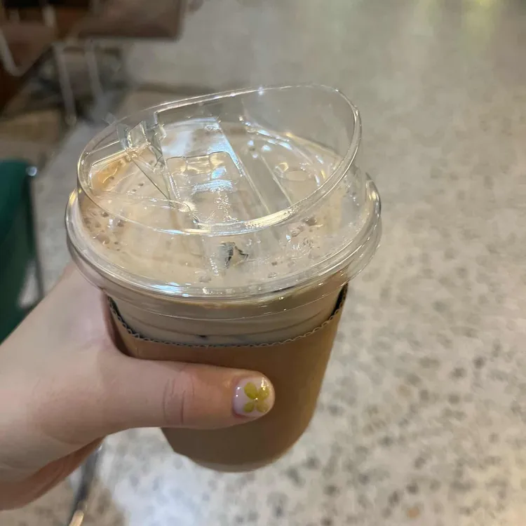 낮달커피 대표 사진