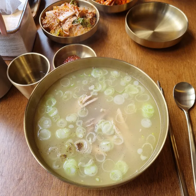 진진 대표 사진