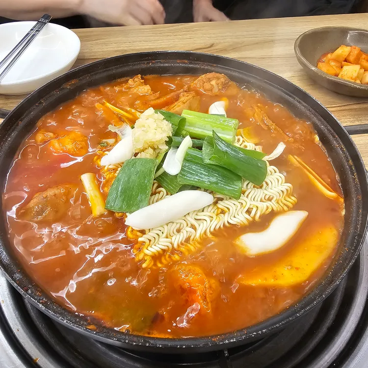 목동닭한마리칼국수 대표 사진