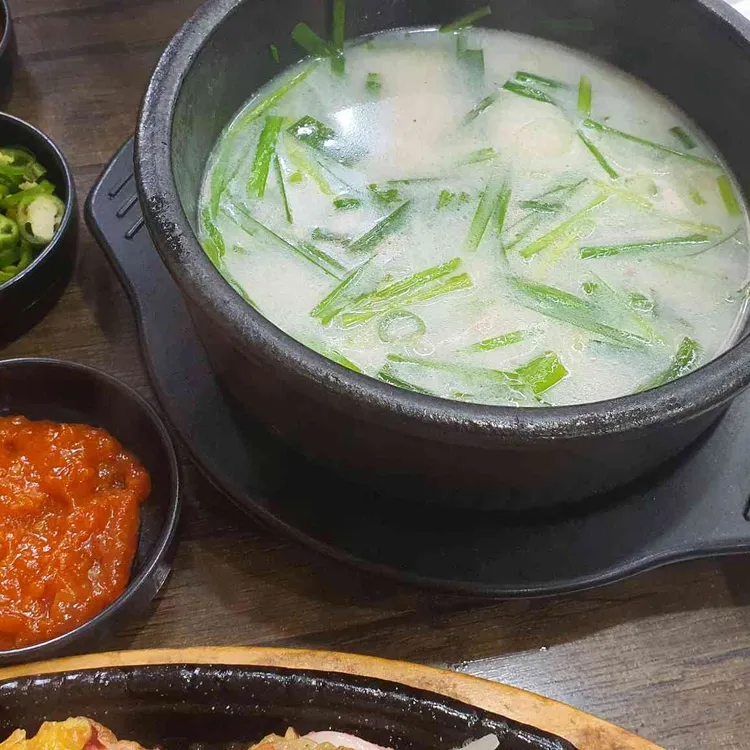 신의주찹쌀순대 대표 사진