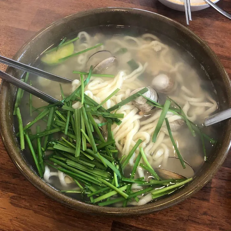 성빈칼국수 대표 사진