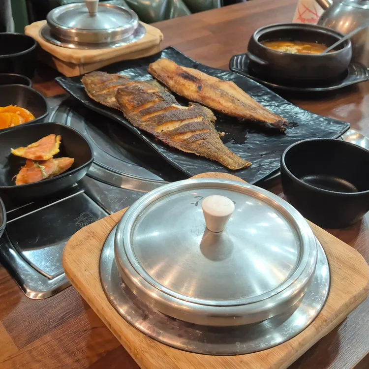 어반 대표 사진