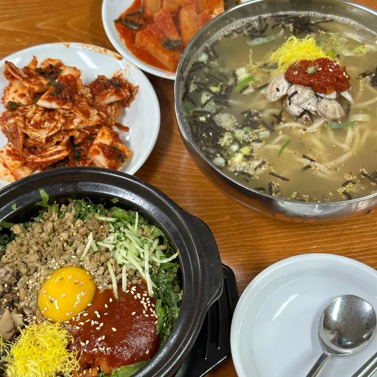장미칼국수 대표 사진