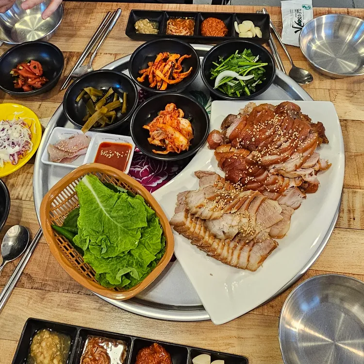 탐라는족족 대표 사진