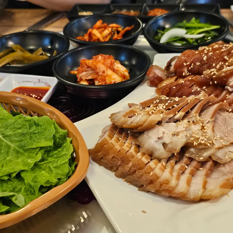 탐라는족족 대표 사진