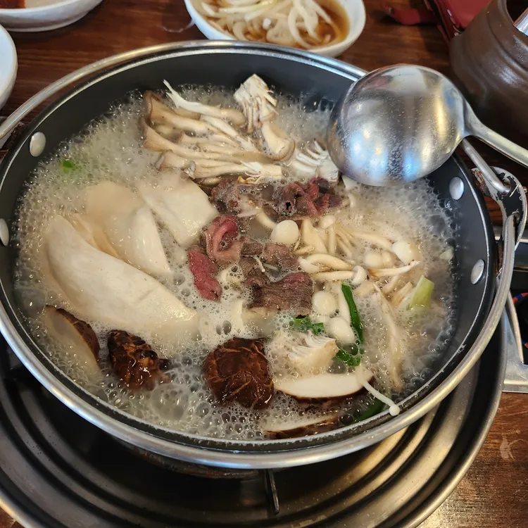 홍두깨칼국수 대표 사진