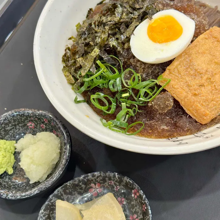 윤카츠 대표 사진