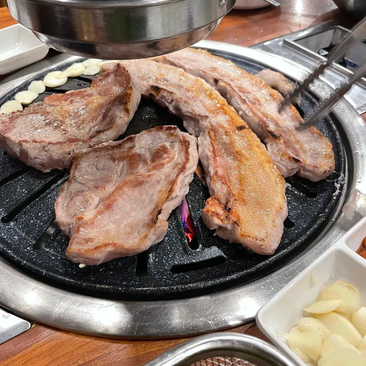 놀부자정육식당 숭실대점 - 숭실대 고깃집, 무한리필 맛집 | 다이닝코드, 빅데이터 맛집검색