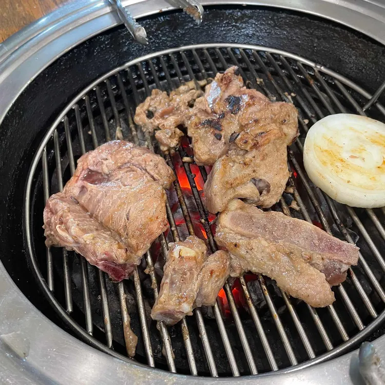 명동숯불갈비 대표 사진
