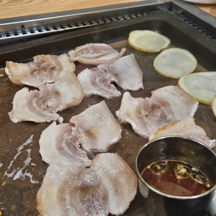 화성통삼겹 대표 사진