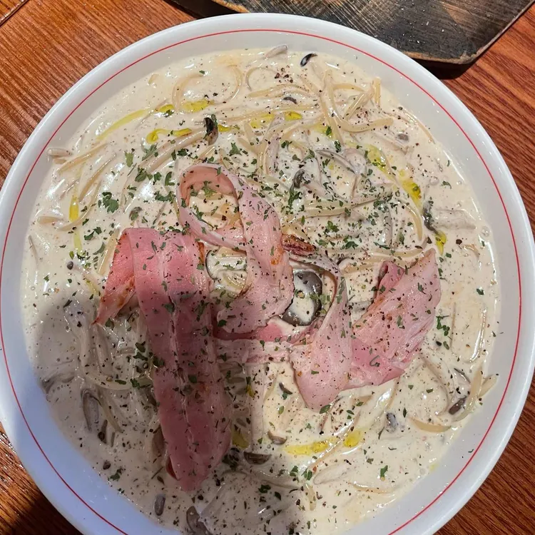 콤마 대표 사진
