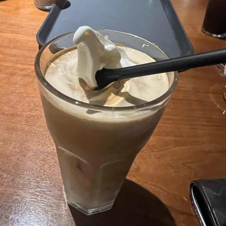 블랙업커피 대표 사진