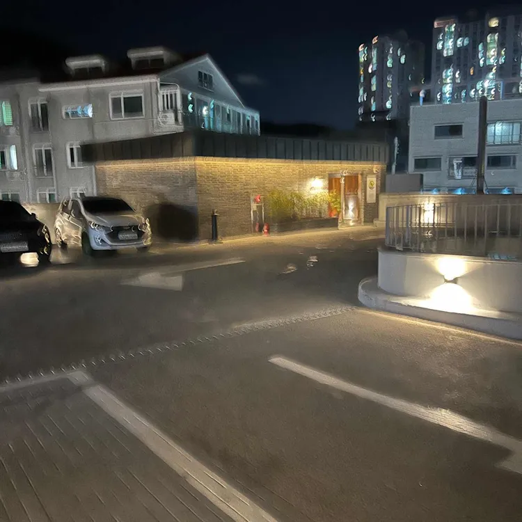 블랙업커피 대표 사진