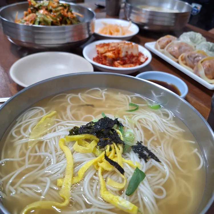 공릉동원조멸치국수 대표 사진