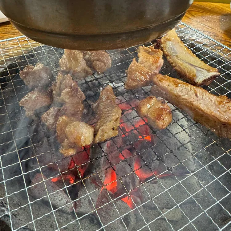 메밀막국수와 왕갈비 대표 사진