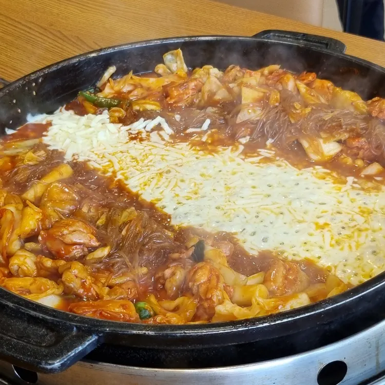고수닭갈비 대표 사진