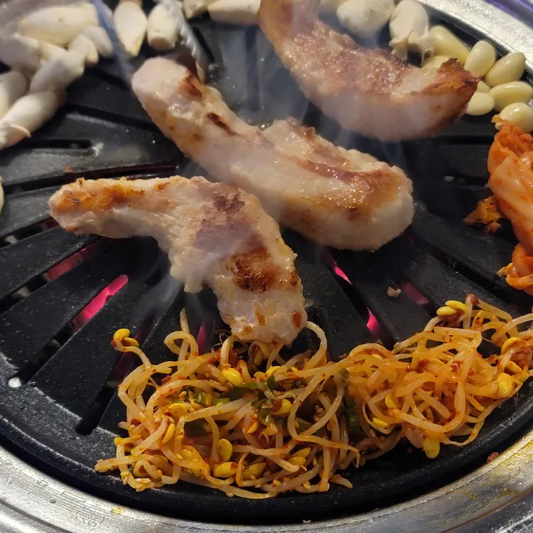 육터 대표 사진