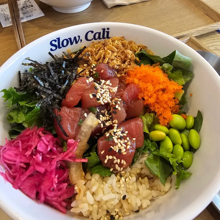 슬로우캘리 대표 사진