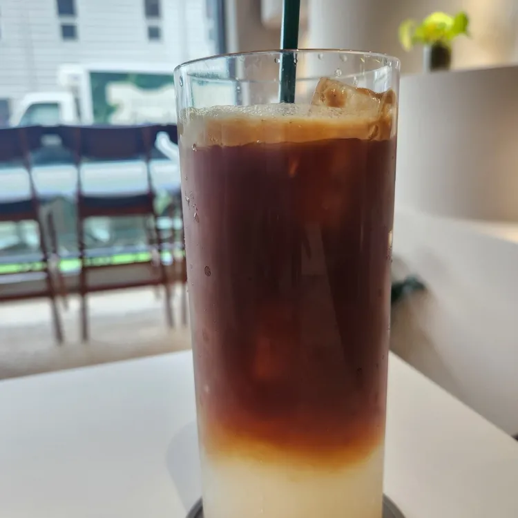 엠블룸 대표 사진