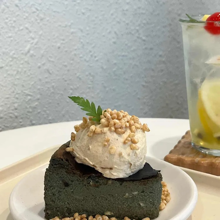 카페 온트 대표 사진